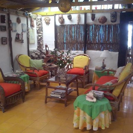 Caribbean Coral Inn Tela Dış mekan fotoğraf