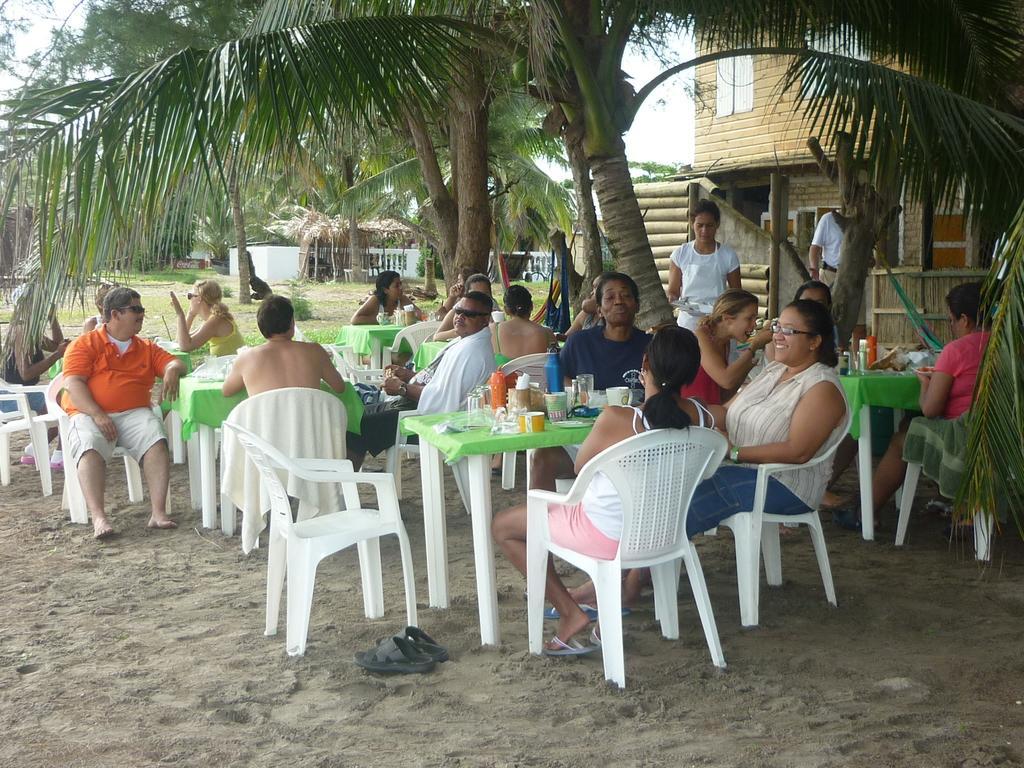 Caribbean Coral Inn Tela Dış mekan fotoğraf